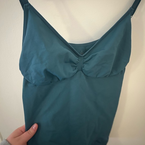 Tank top - Picture 2 of 4